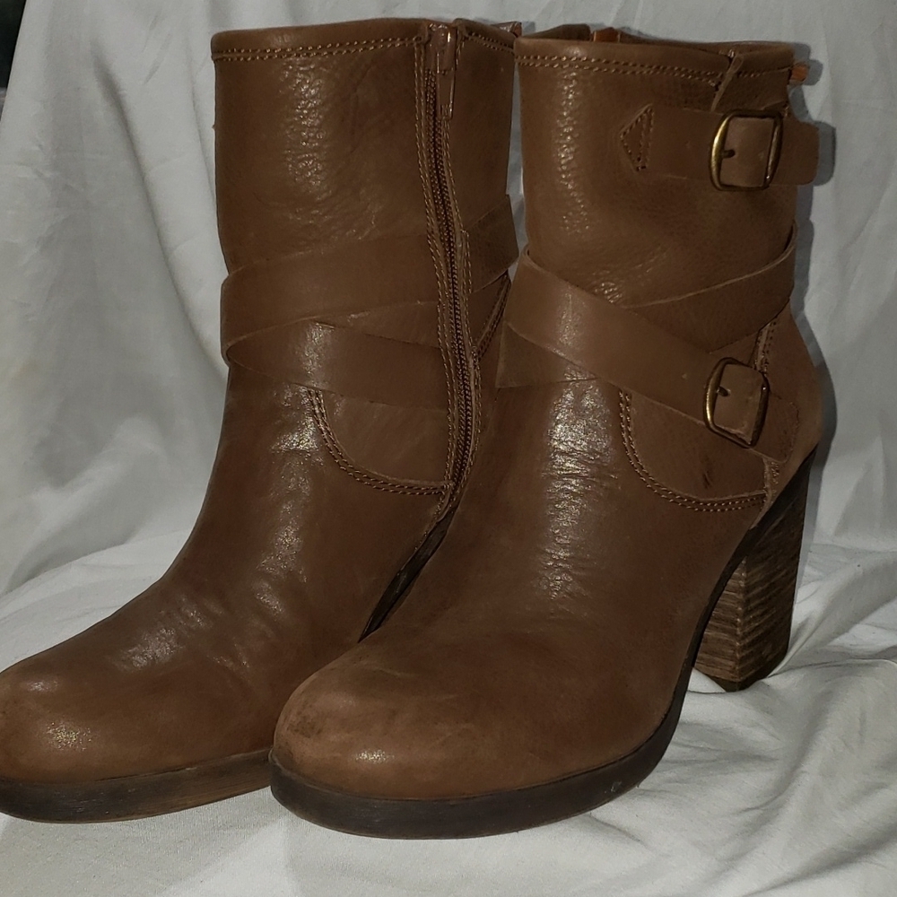 Lucky brand brown leather heeled boots strapped euc - Picture 6 of 12